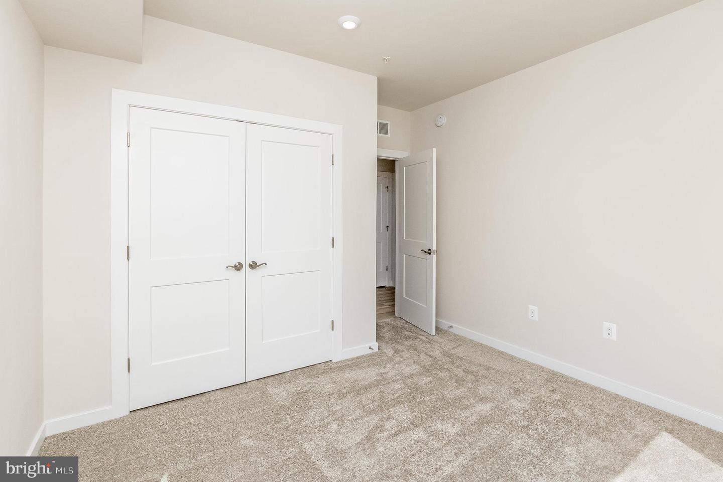 44514 Wolfhound Sq Property Photo 22