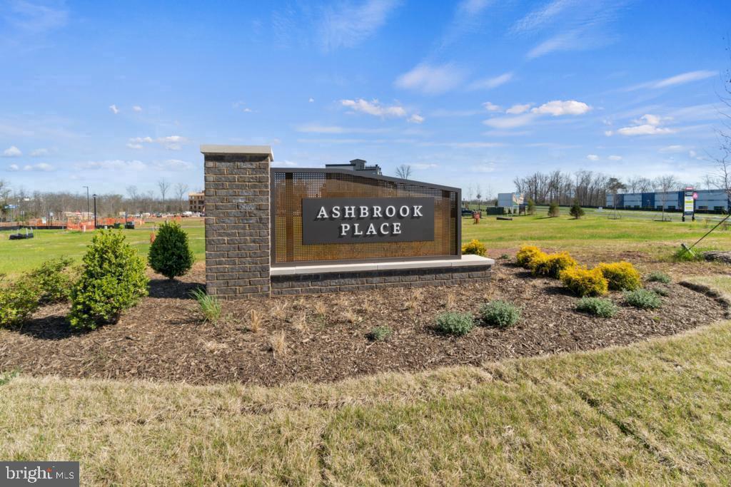 44514 Wolfhound Sq Property Photo 28