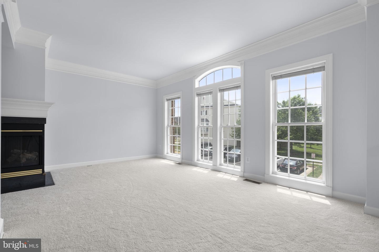 41794 Expectation Sq Property Photo 4
