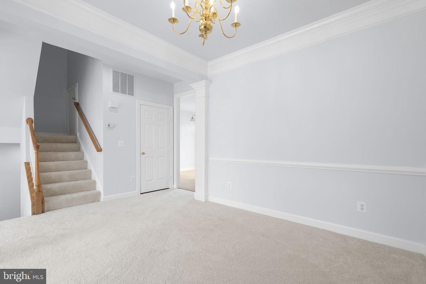 41794 Expectation Sq Property Photo 10