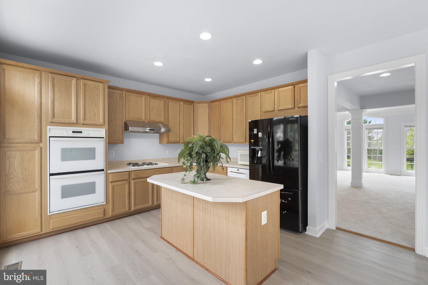 41794 Expectation Sq Property Photo 13