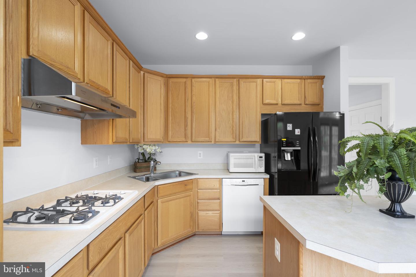 41794 Expectation Sq Property Photo 14