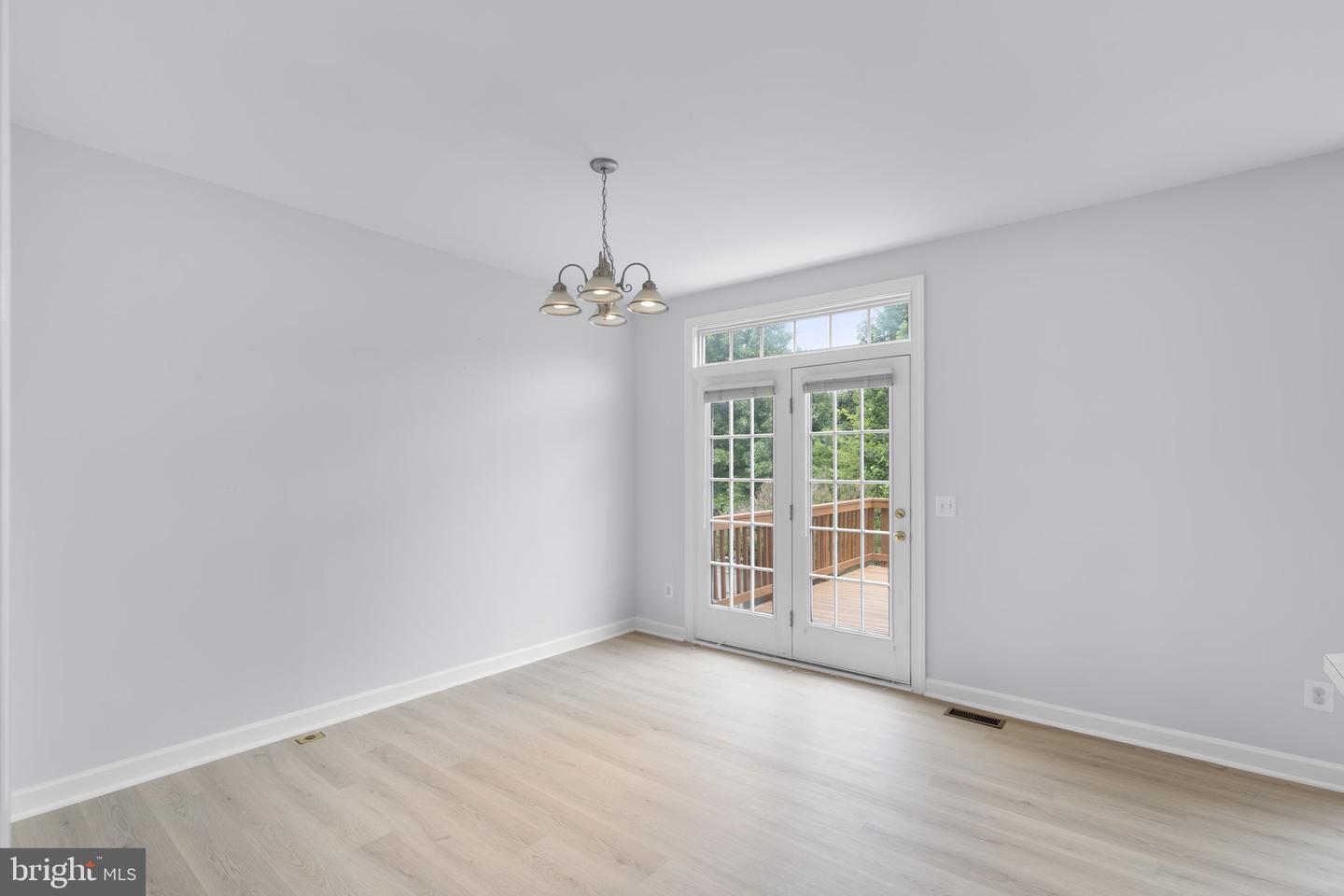 41794 Expectation Sq Property Photo 17
