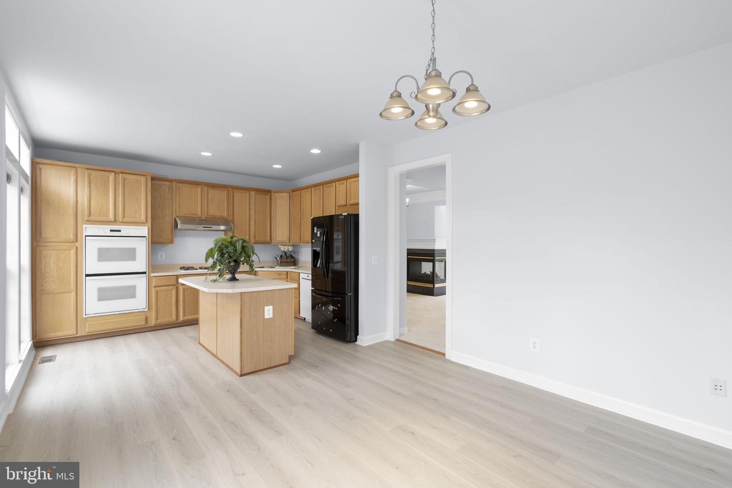 41794 Expectation Sq Property Photo 20