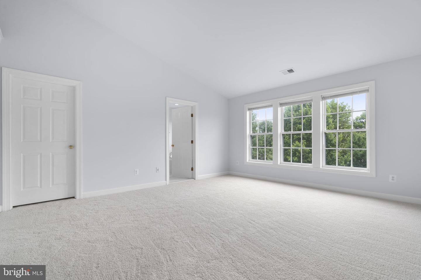 41794 Expectation Sq Property Photo 23