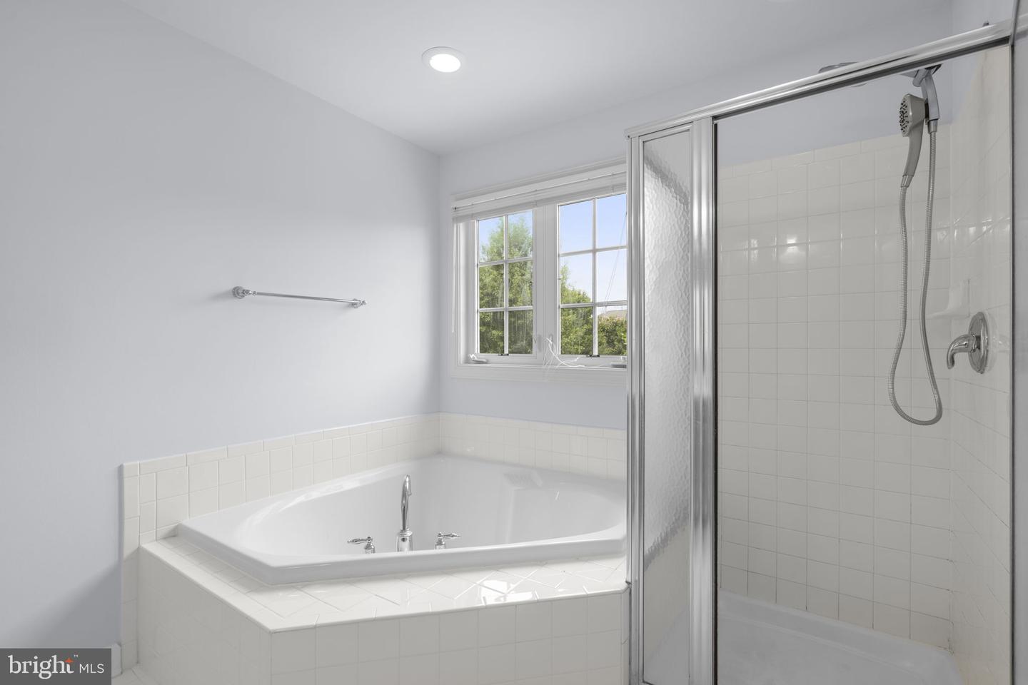 41794 Expectation Sq Property Photo 27