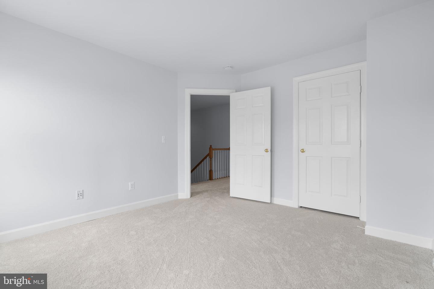 41794 Expectation Sq Property Photo 31