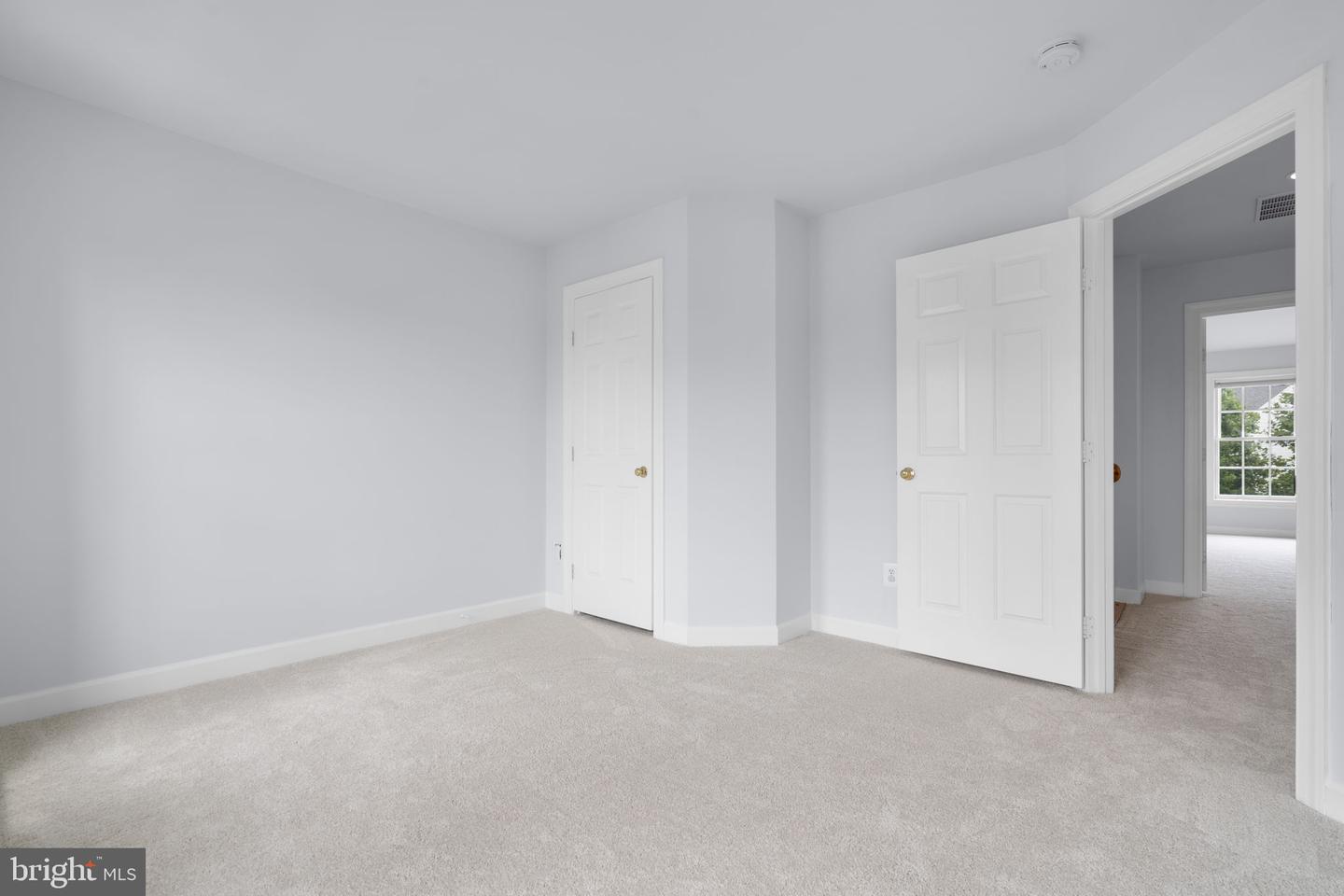 41794 Expectation Sq Property Photo 35