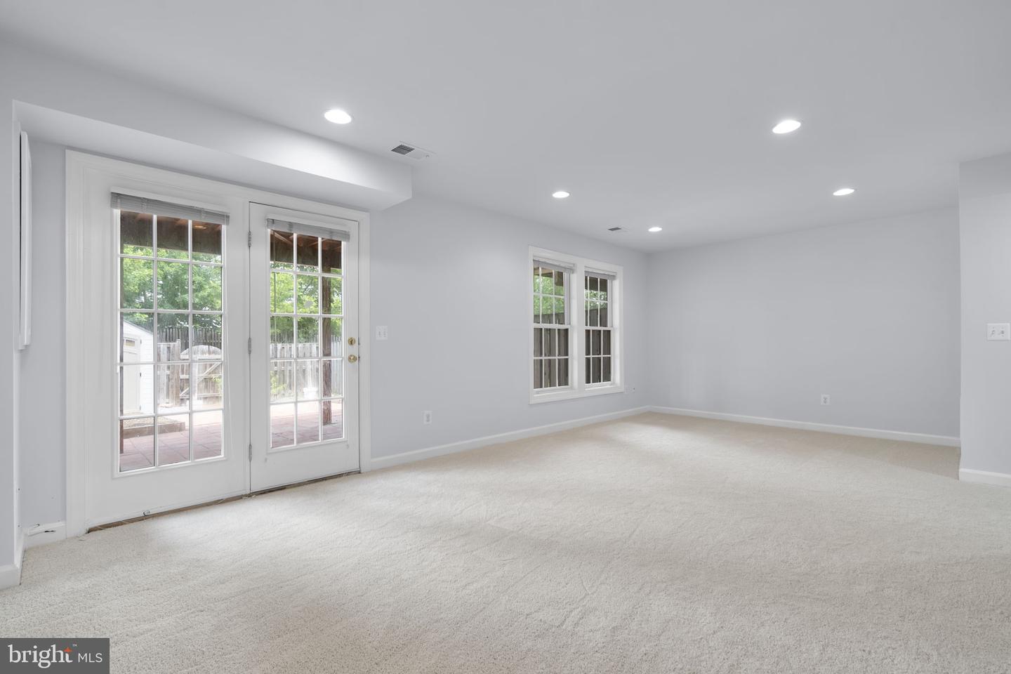 41794 Expectation Sq Property Photo 37