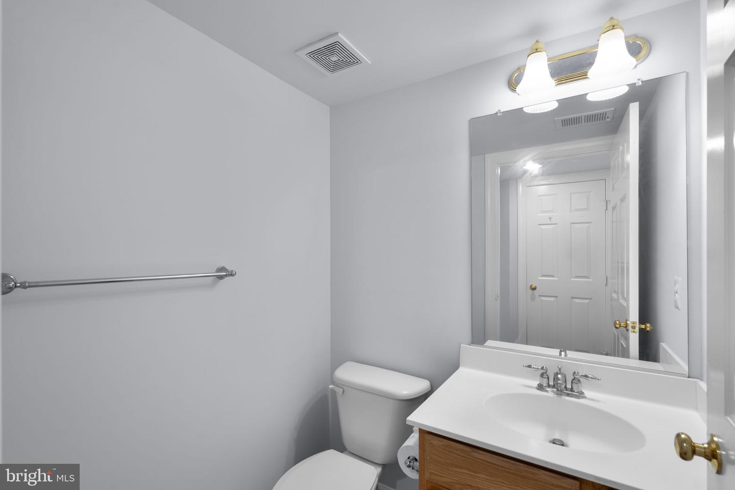 41794 Expectation Sq Property Photo 41