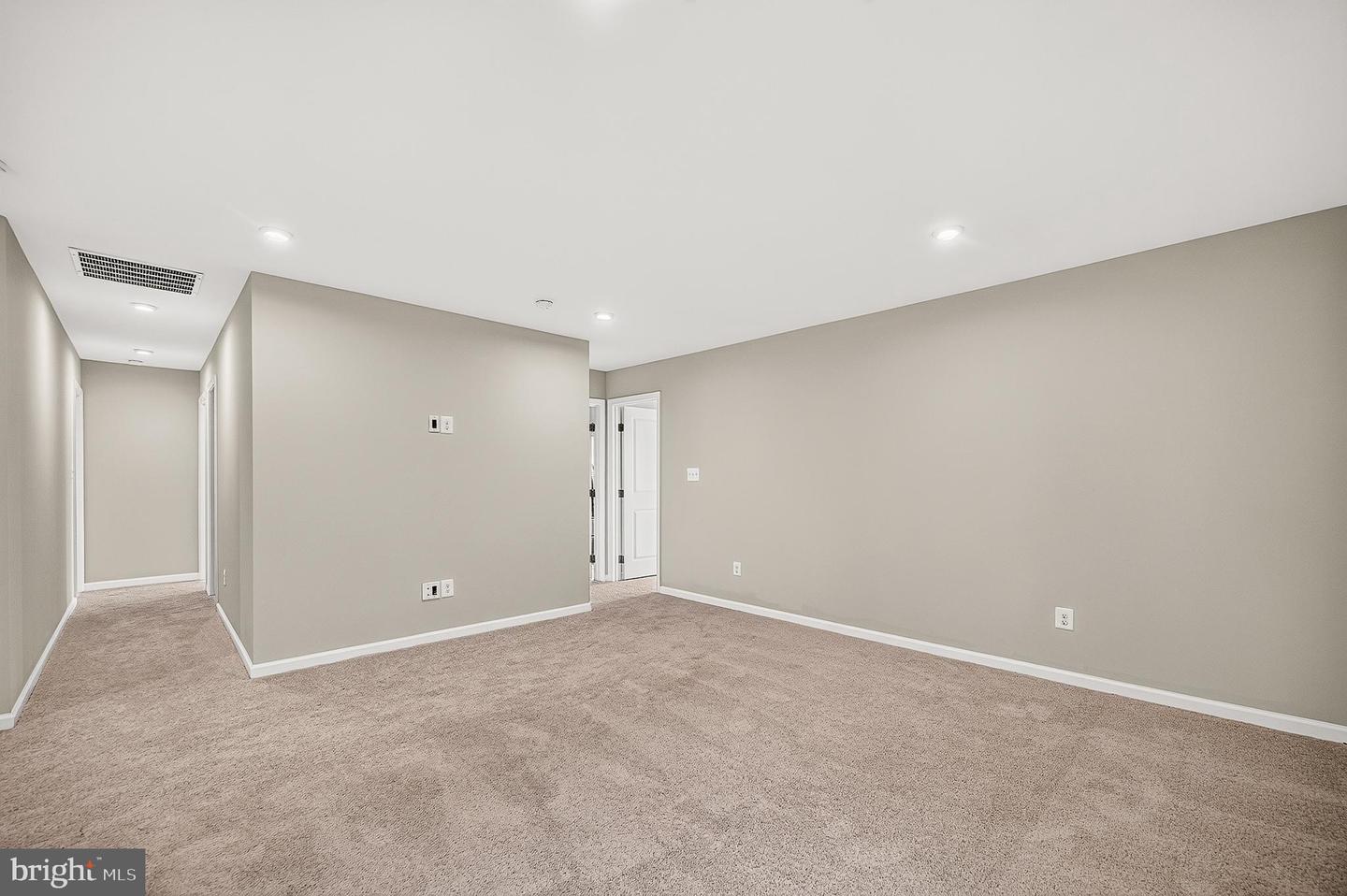 41860 Wind Dancer Ct Property Photo 35