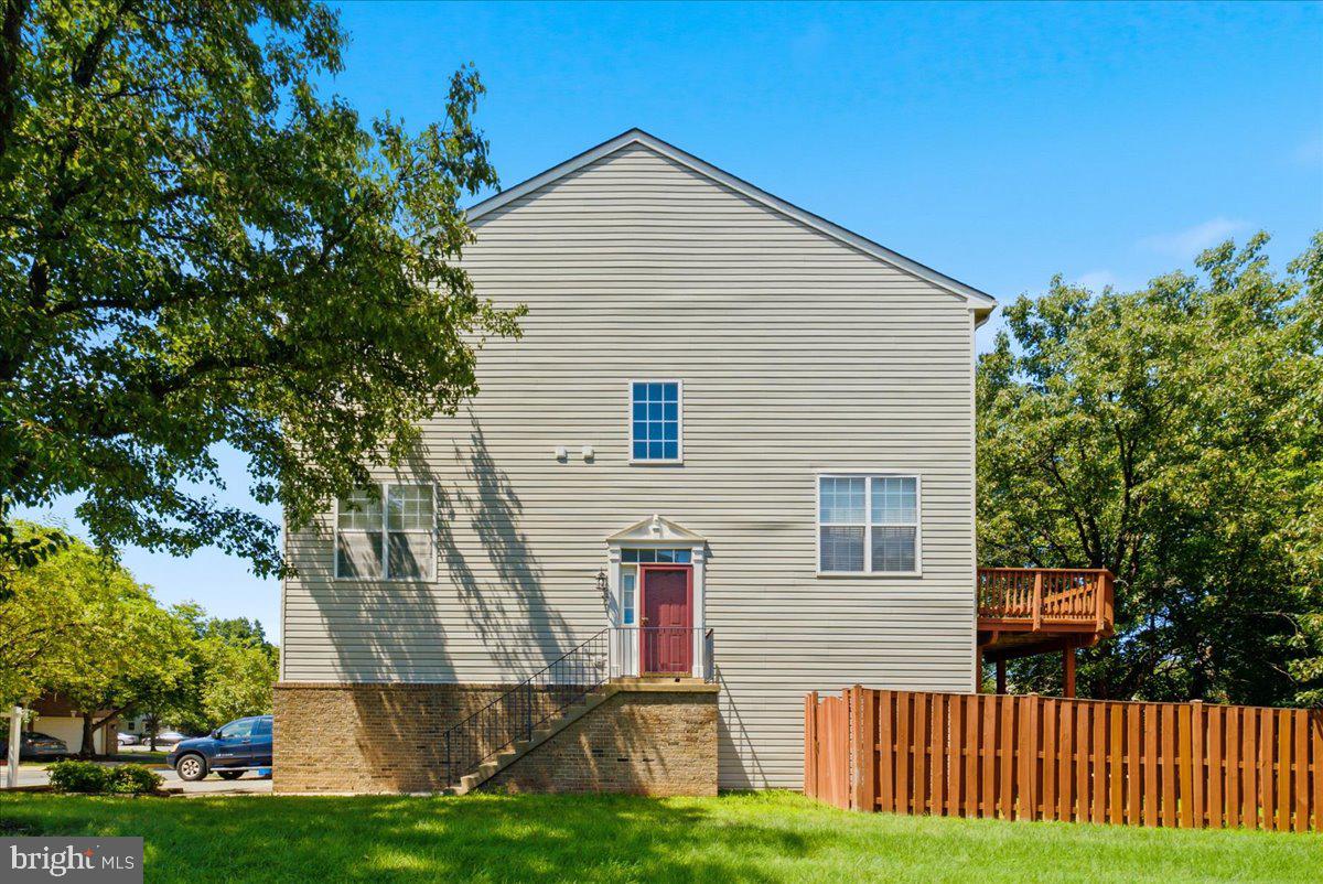 21760 Brondesbury Park Ter Property Photo 20