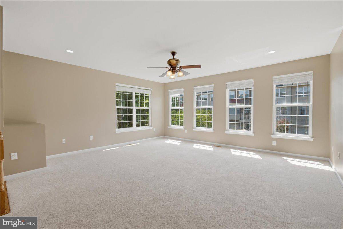 21760 Brondesbury Park Ter Property Photo 22