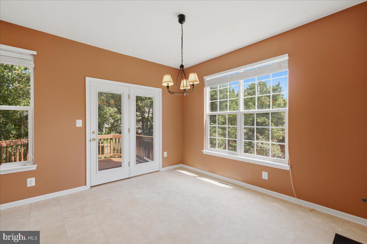 21760 Brondesbury Park Ter Property Photo 28