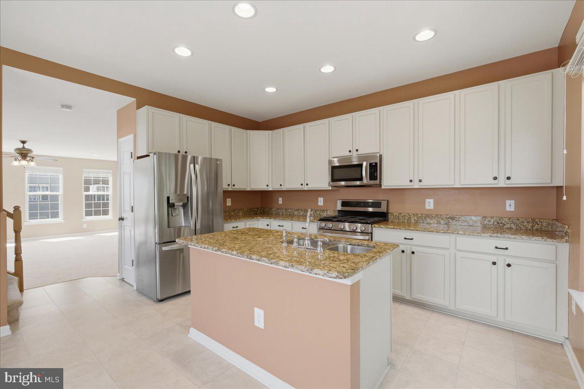 21760 Brondesbury Park Ter Property Photo 31