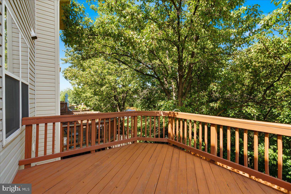 21760 Brondesbury Park Ter Property Photo 36