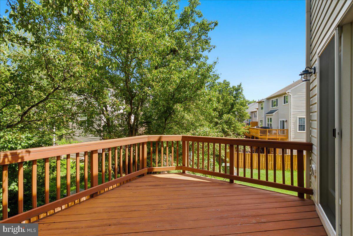 21760 Brondesbury Park Ter Property Photo 37