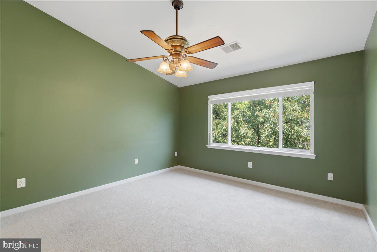 21760 Brondesbury Park Ter Property Photo 45