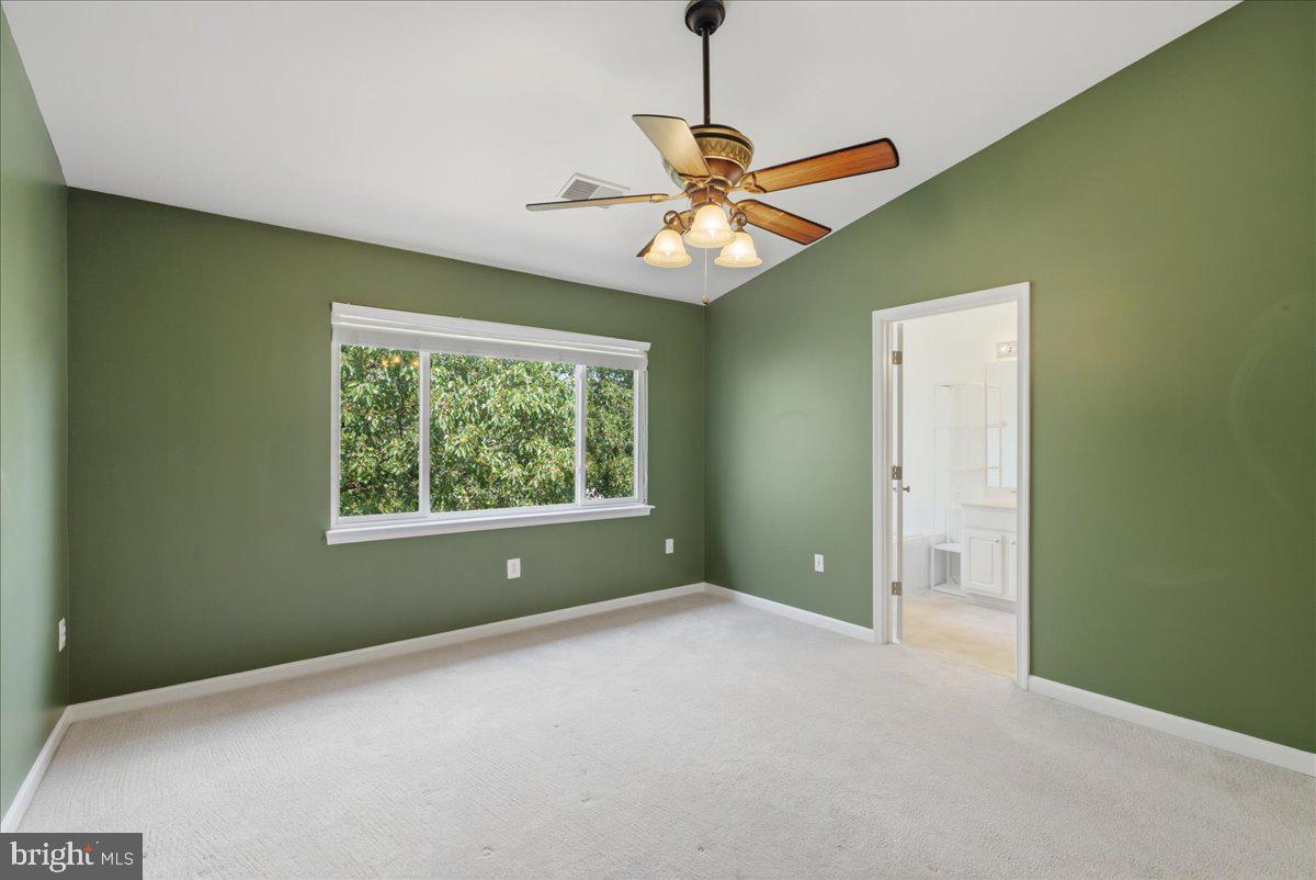 21760 Brondesbury Park Ter Property Photo 49