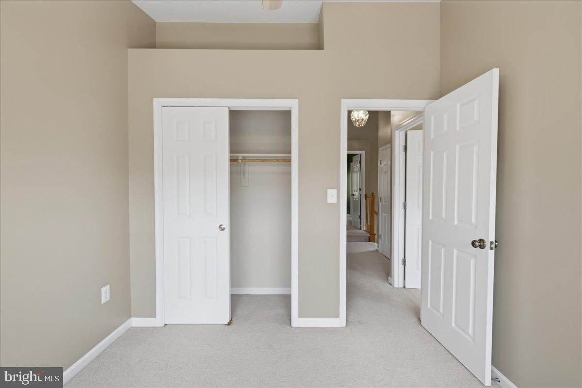 21760 Brondesbury Park Ter Property Photo 53