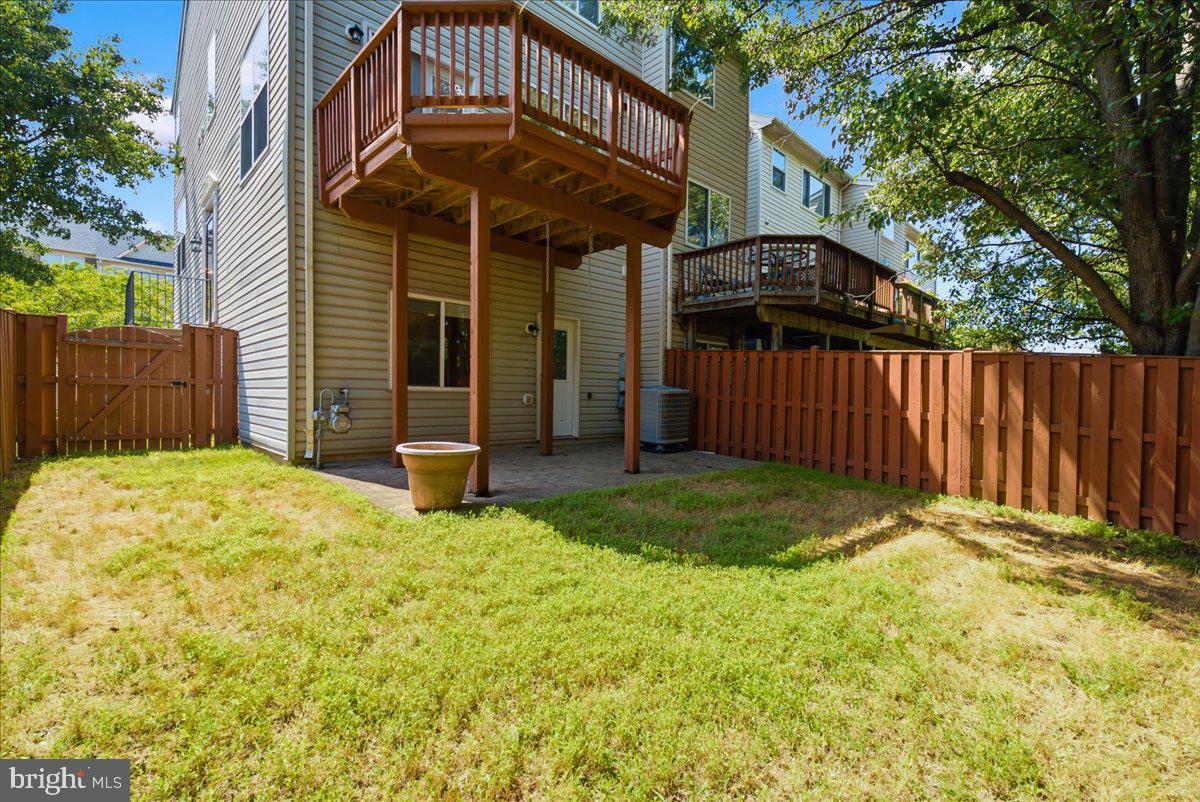 21760 Brondesbury Park Ter Property Photo 66