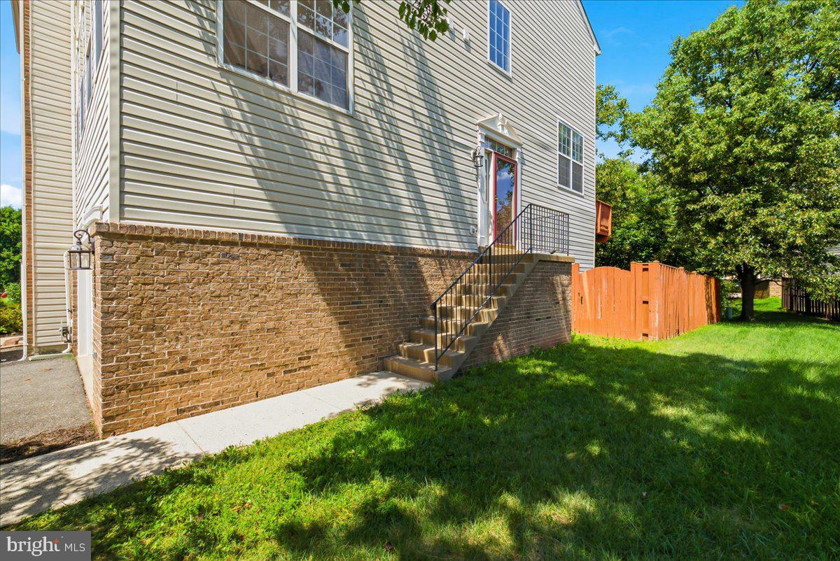 21760 Brondesbury Park Ter Property Photo 69