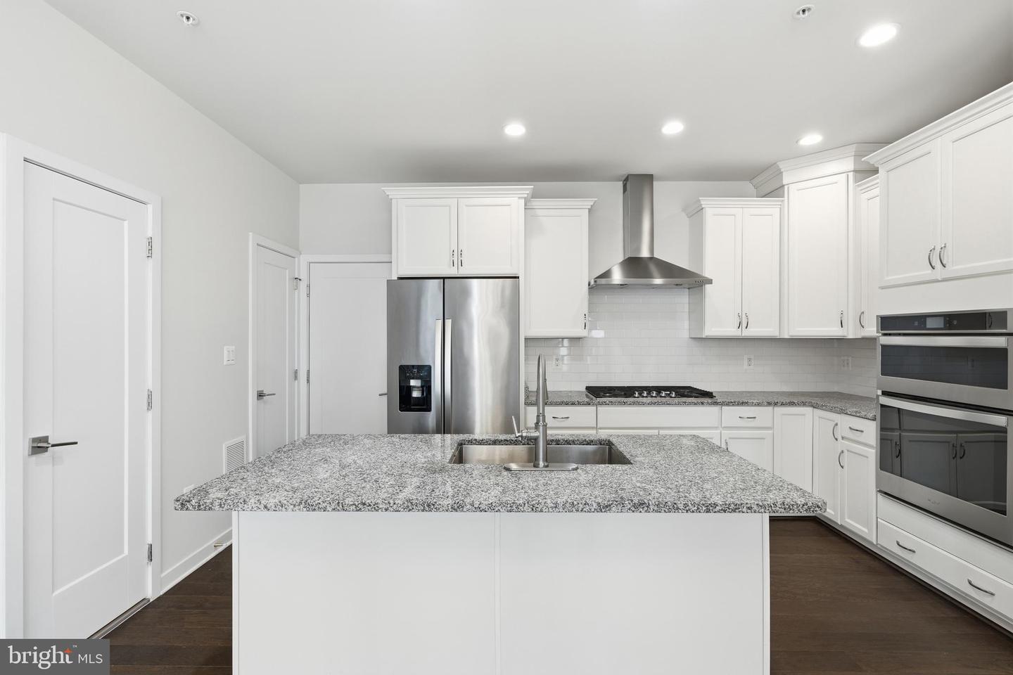 43185 Mongold Sq Property Photo 10