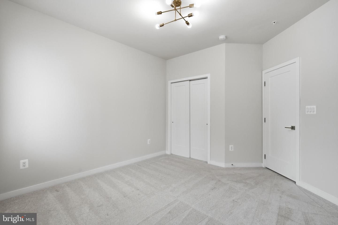 43185 Mongold Sq Property Photo 32