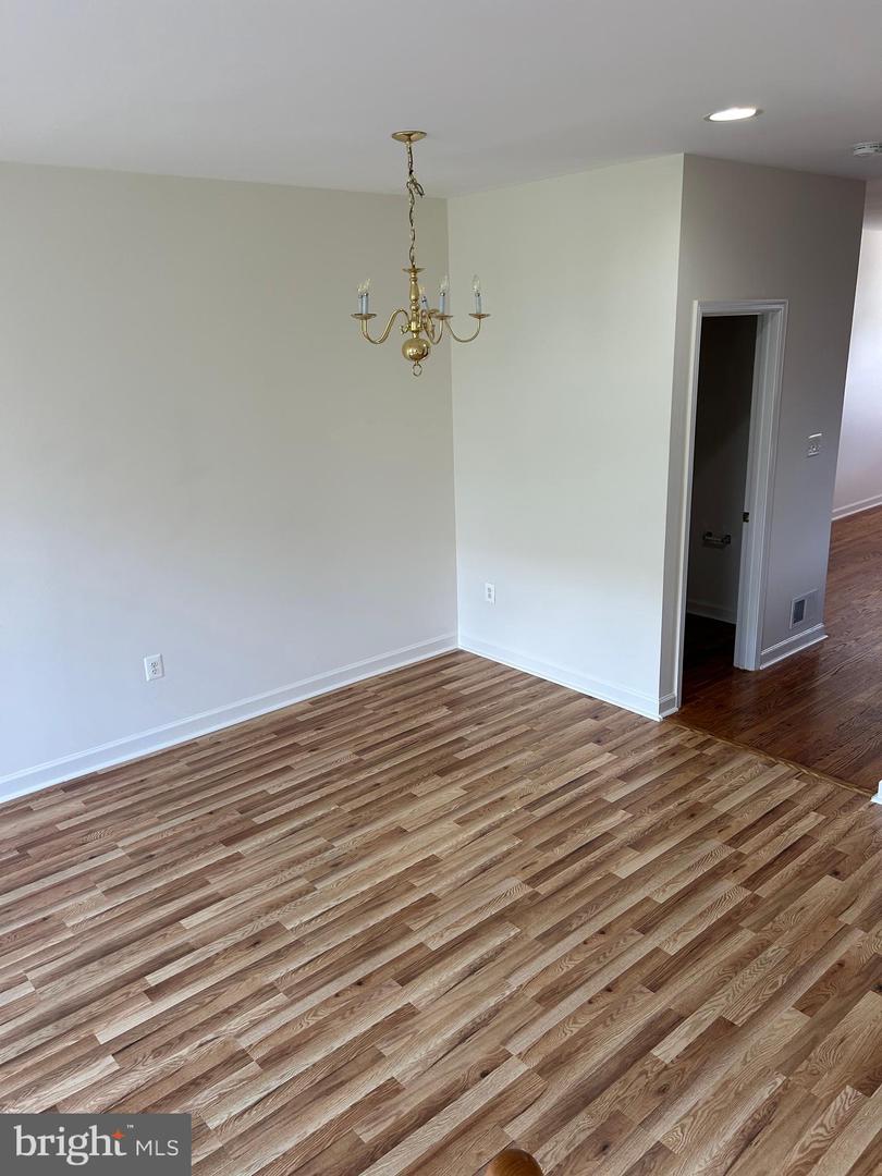 42540 Magellan Property Photo 16