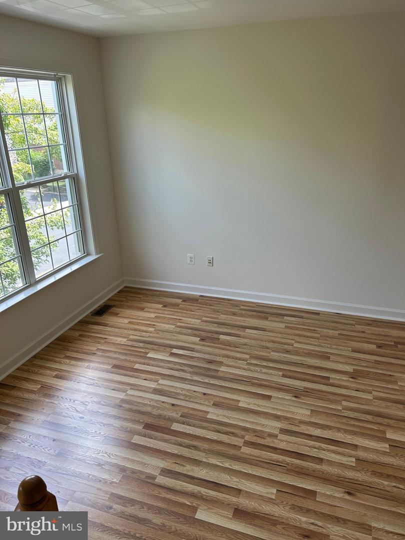 42540 Magellan Property Photo 17