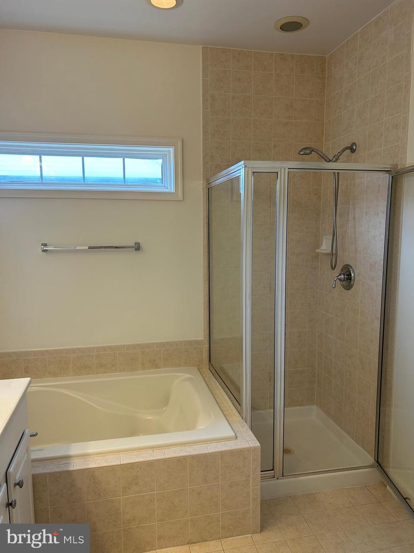 42540 Magellan Property Photo 24