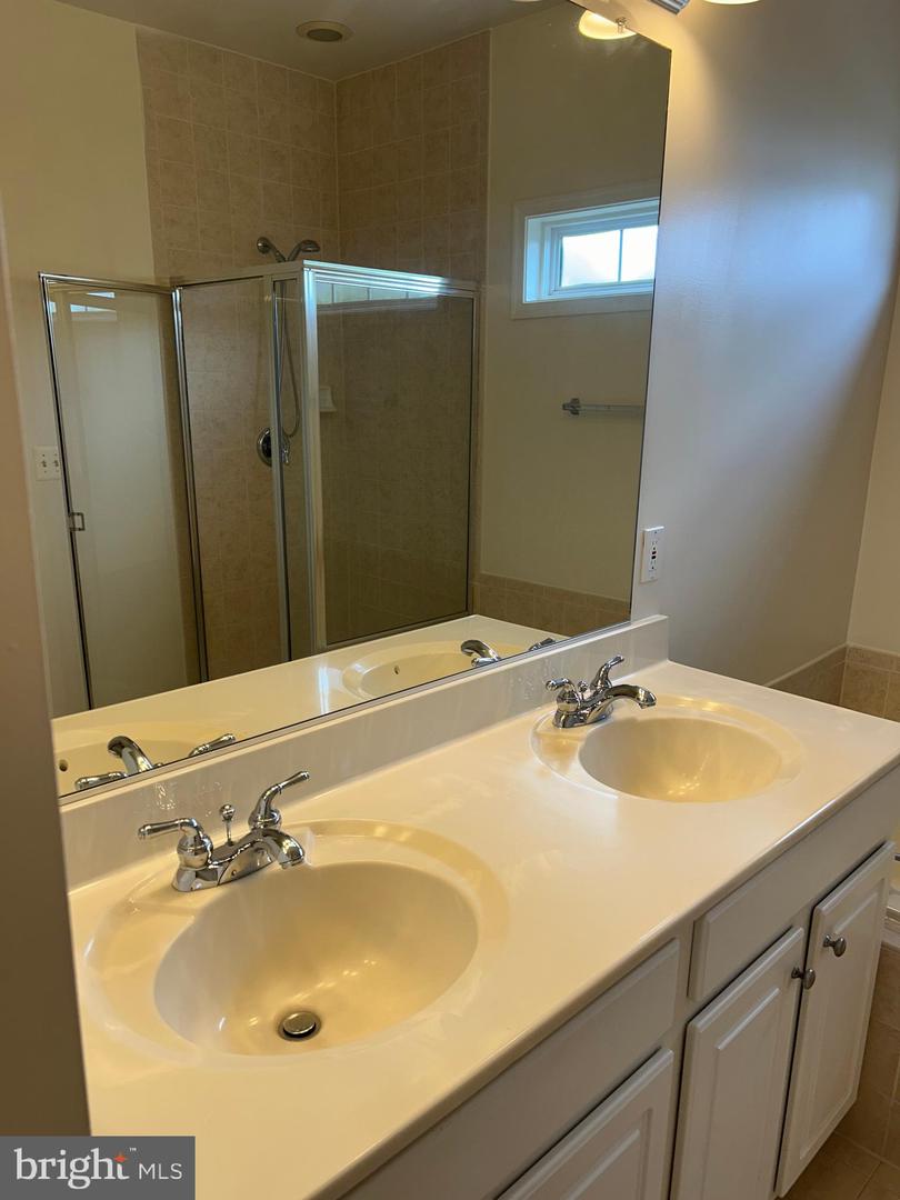 42540 Magellan Property Photo 25