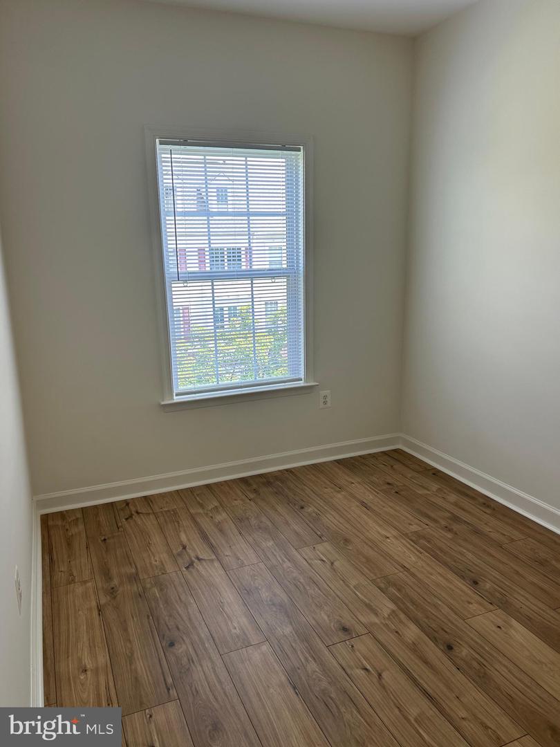 42540 Magellan Property Photo 28