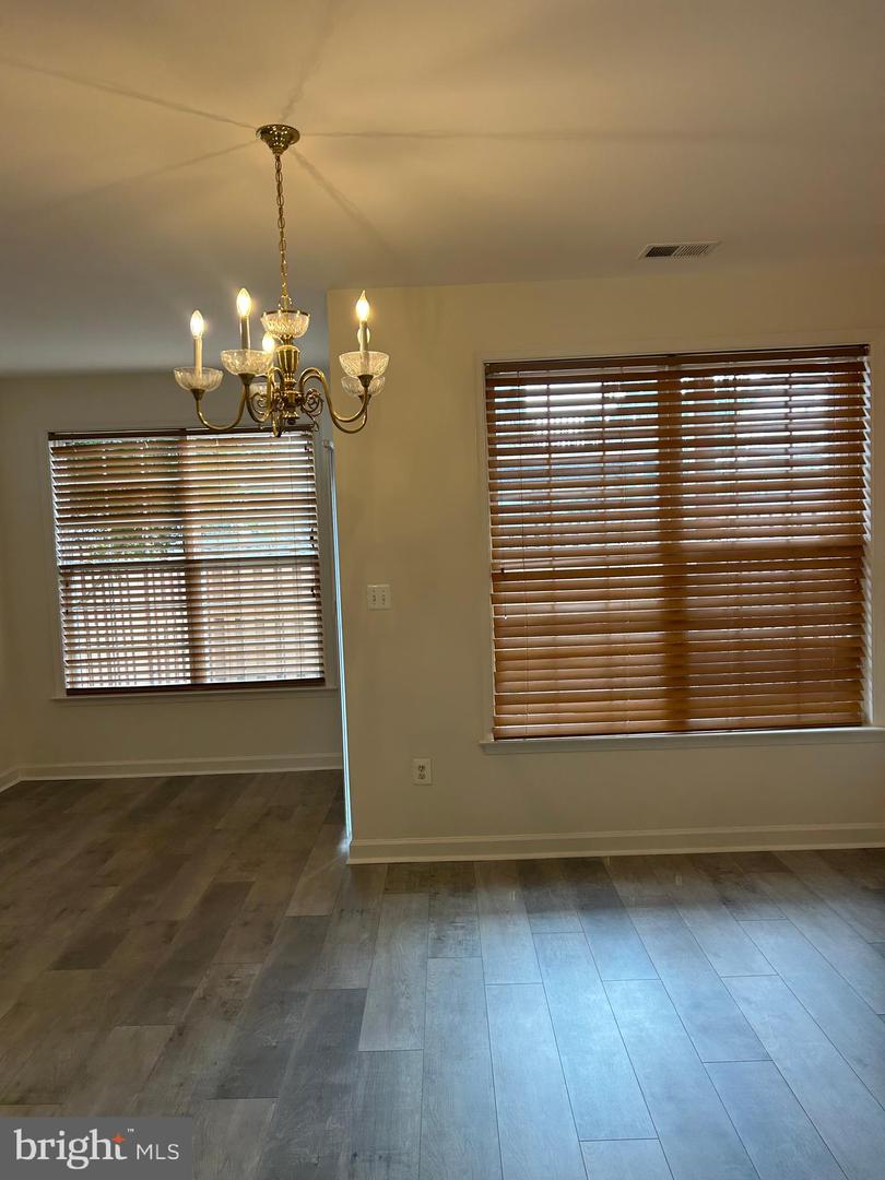 42540 Magellan Property Photo 32