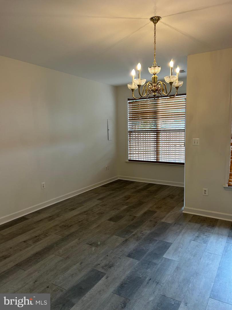 42540 Magellan Property Photo 33
