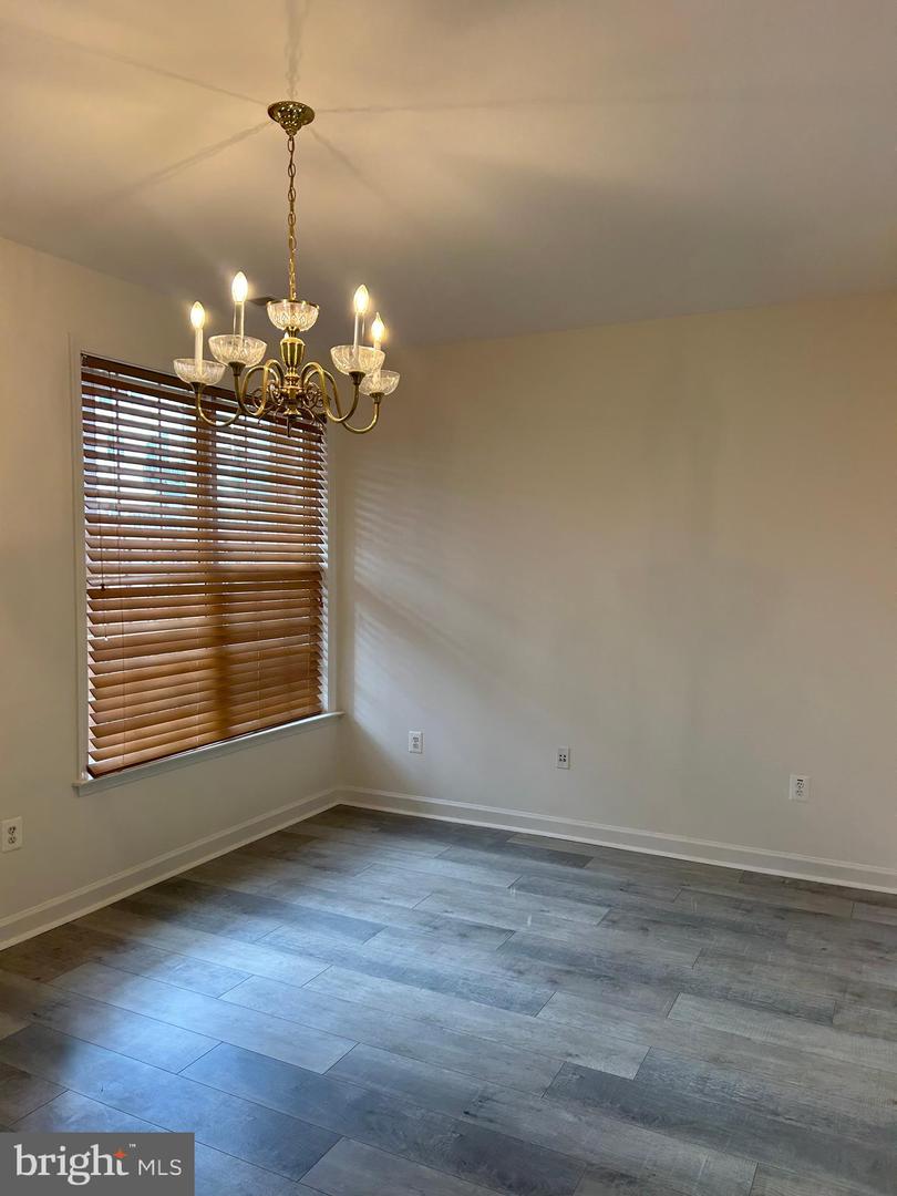 42540 Magellan Property Photo 36