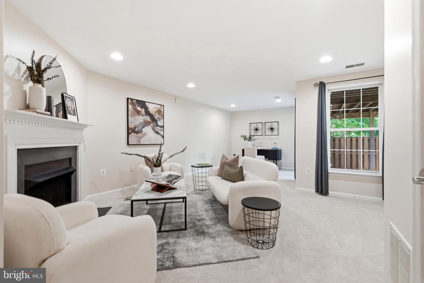 45605 Iron Horse Ter Property Photo 7