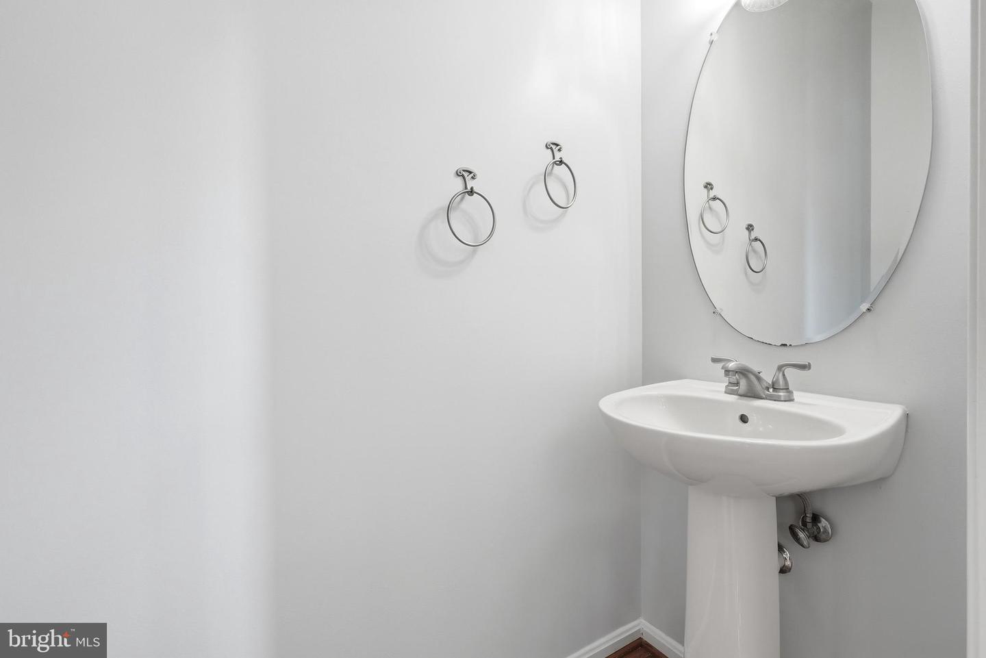 45605 Iron Horse Ter Property Photo 19