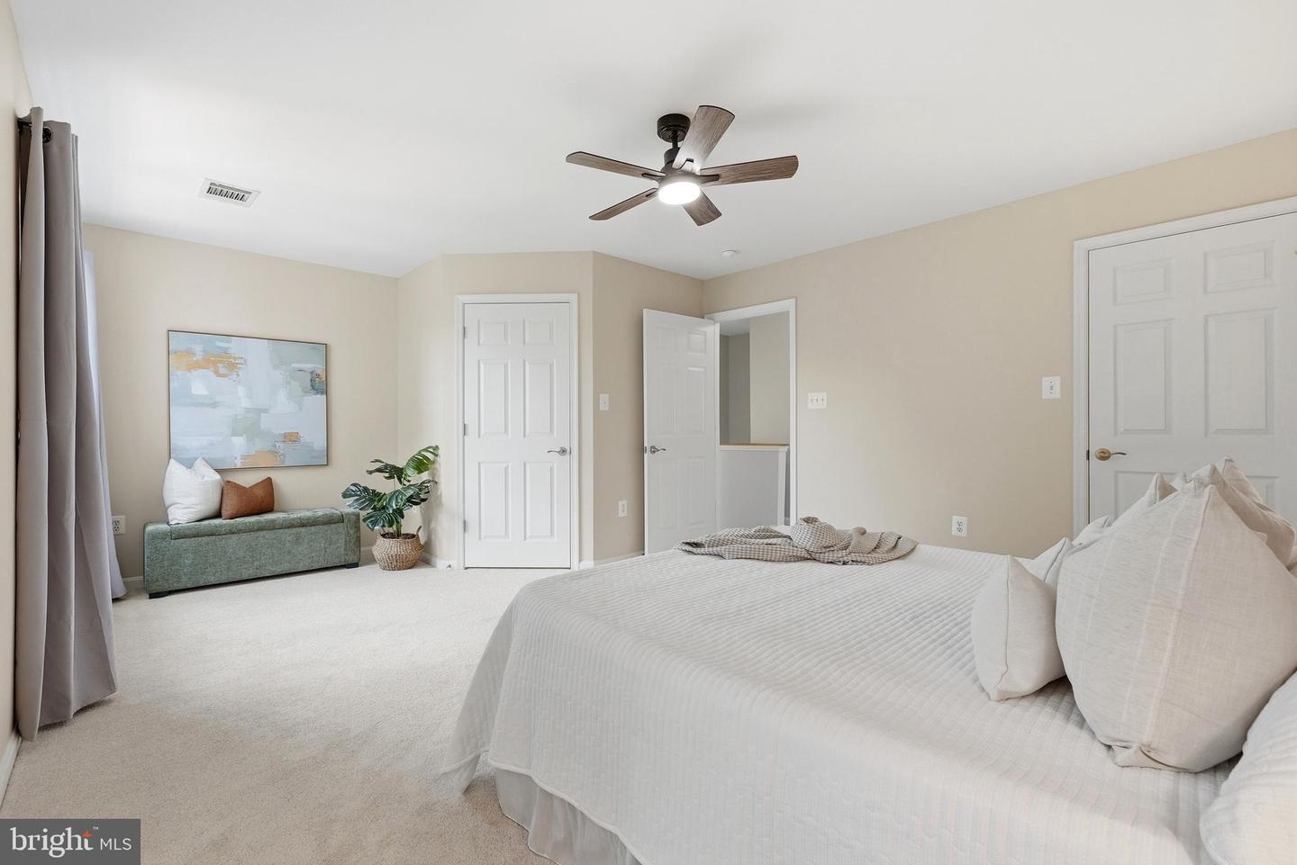 45605 Iron Horse Ter Property Photo 35