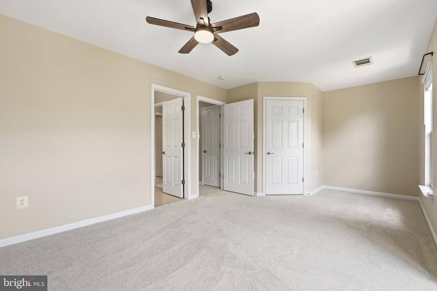 45605 Iron Horse Ter Property Photo 42