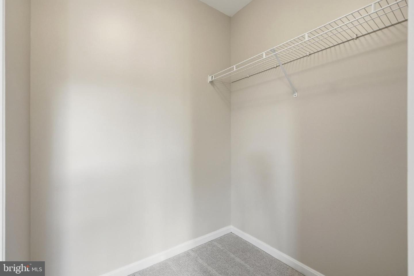 45605 Iron Horse Ter Property Photo 44