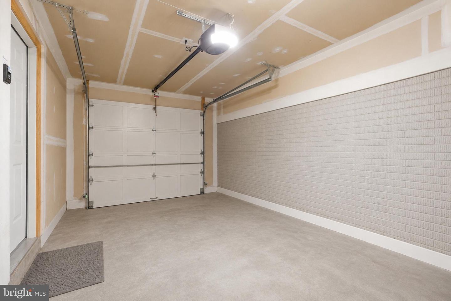 45605 Iron Horse Ter Property Photo 51