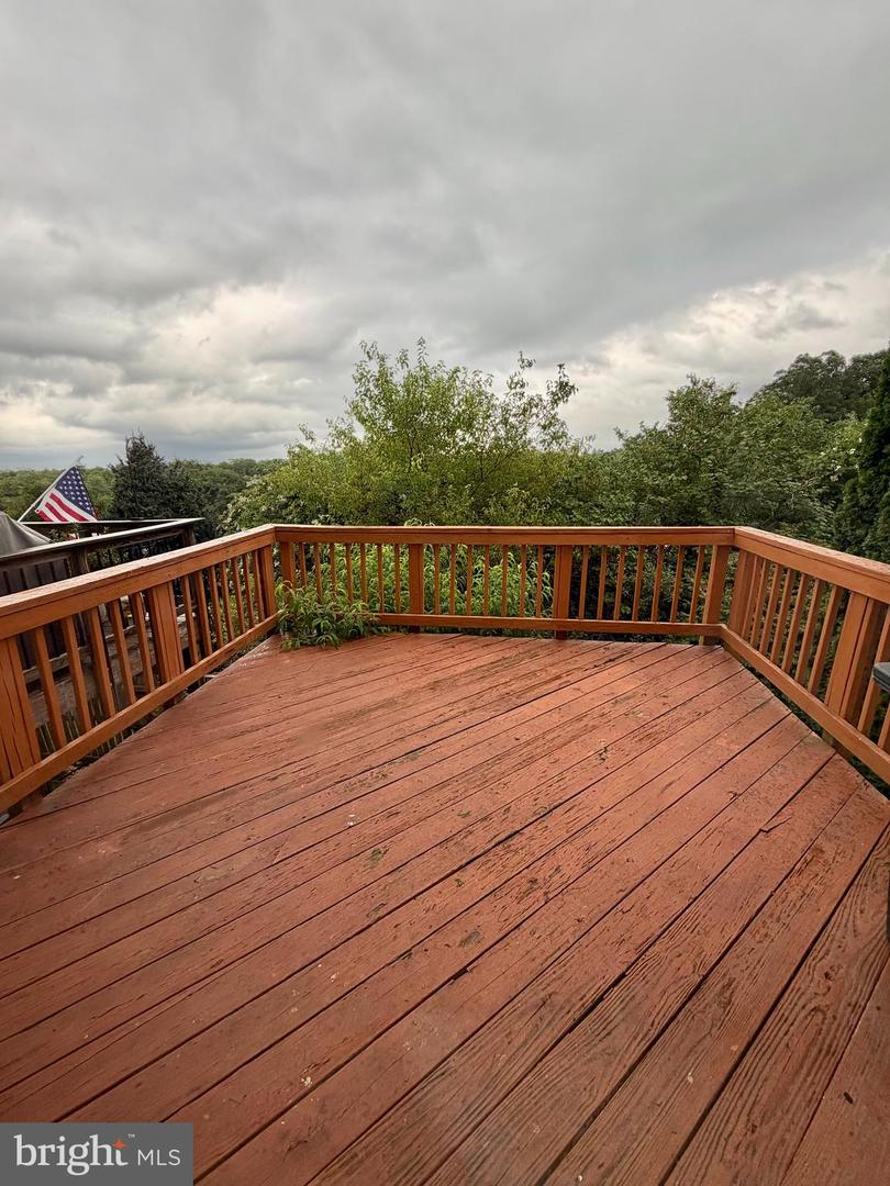 20108 Hardwood Ter Property Photo 10