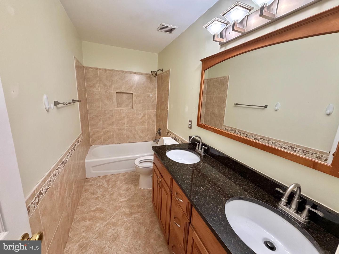 20108 Hardwood Ter Property Photo 16