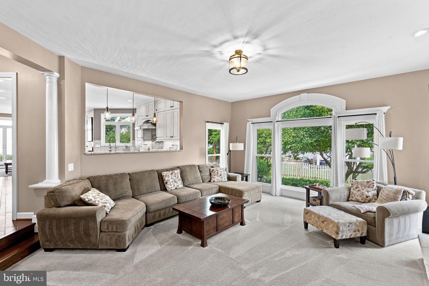 21476 Glebe View Dr Property Photo 16
