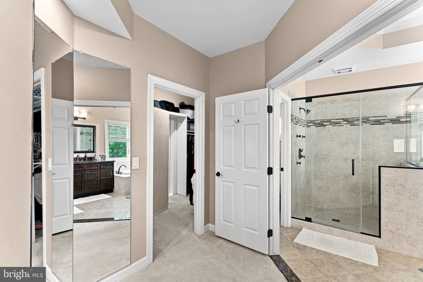 21476 Glebe View Dr Property Photo 46