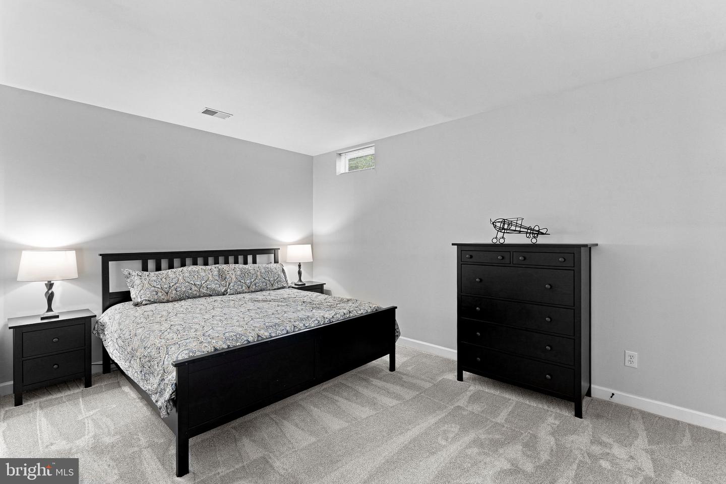 21476 Glebe View Dr Property Photo 75