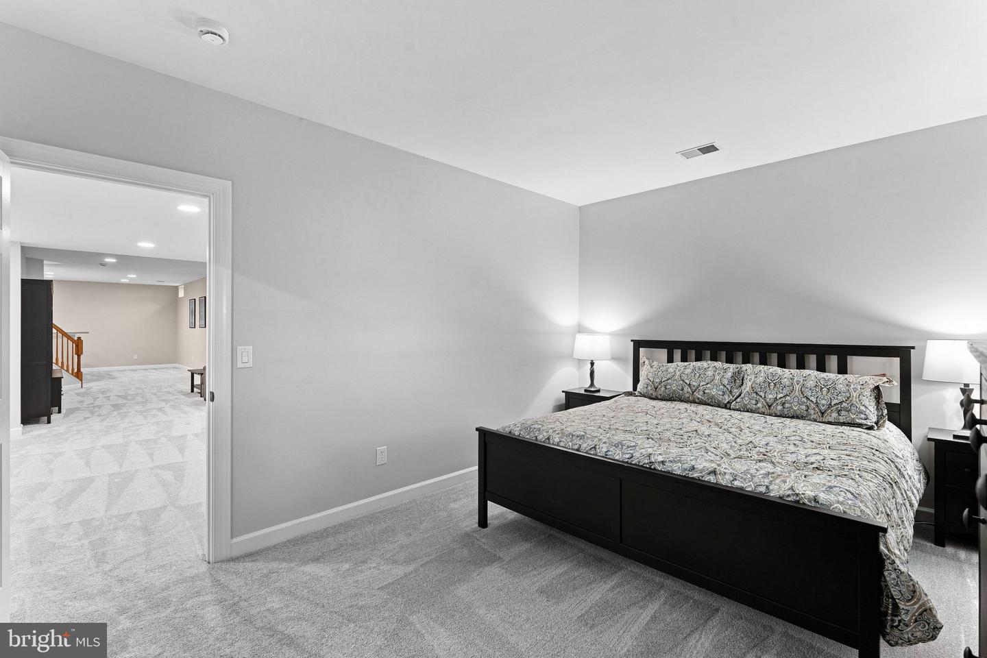 21476 Glebe View Dr Property Photo 76
