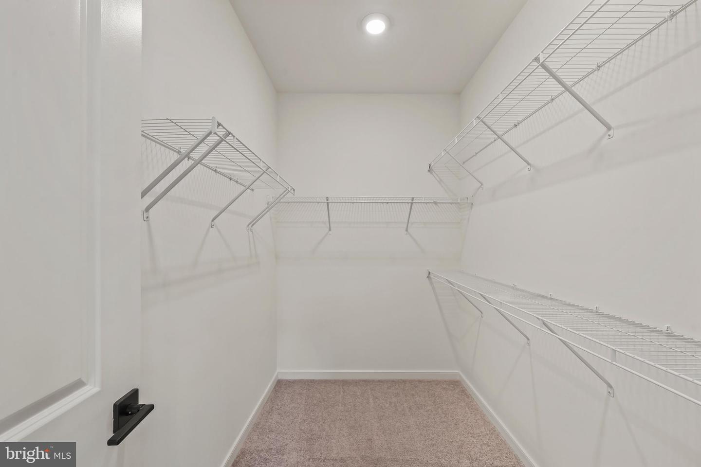 20912 Bluebird Sq Property Photo 21
