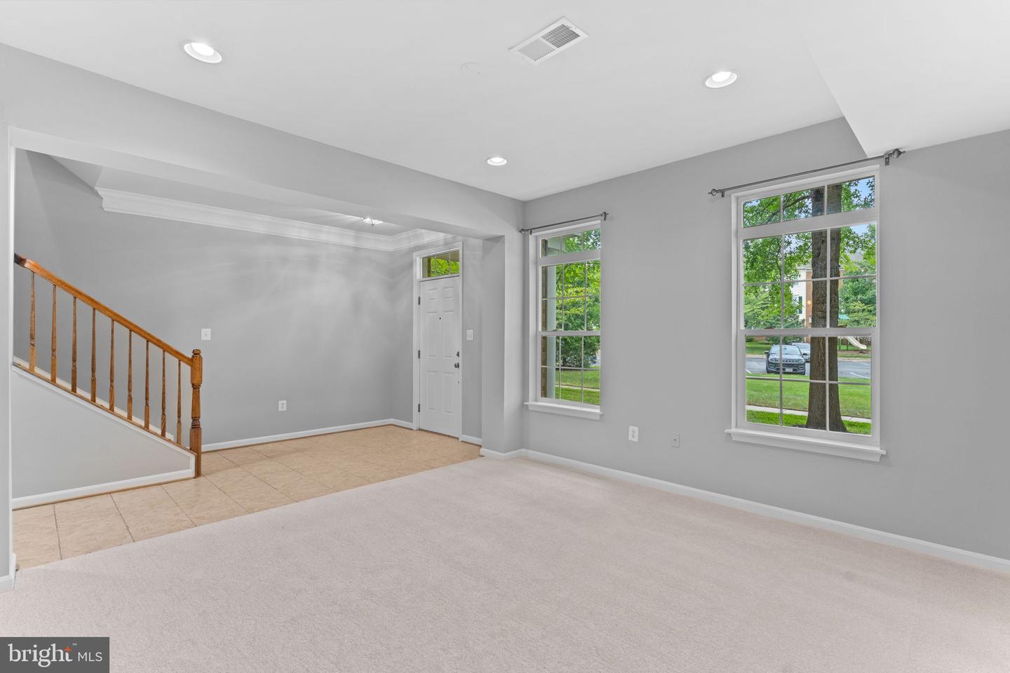 44253 Huron Ter Property Photo 7